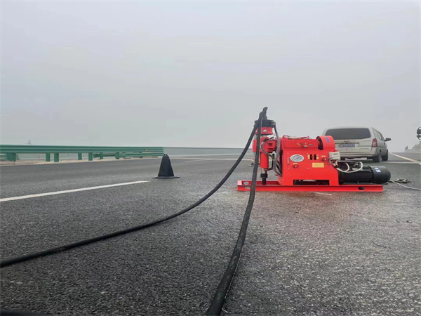 淮阴马路路基路面开裂下沉注浆加固灌浆