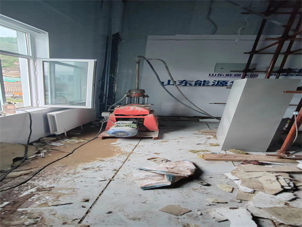 淮阴地基基础下沉墙体裂缝加固注浆顶升施工